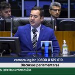 Ricardo Silva (PSD-SP) preside sessão da Câmara dos Deputados e enaltece orgulho de ser Oficial de Justiça